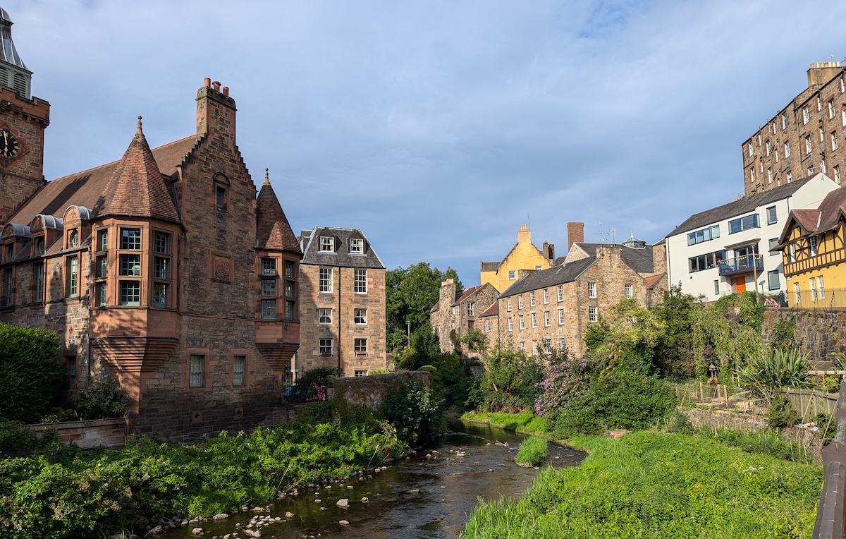 Scottish housing market outperforms England and Wales with £5,368 increase