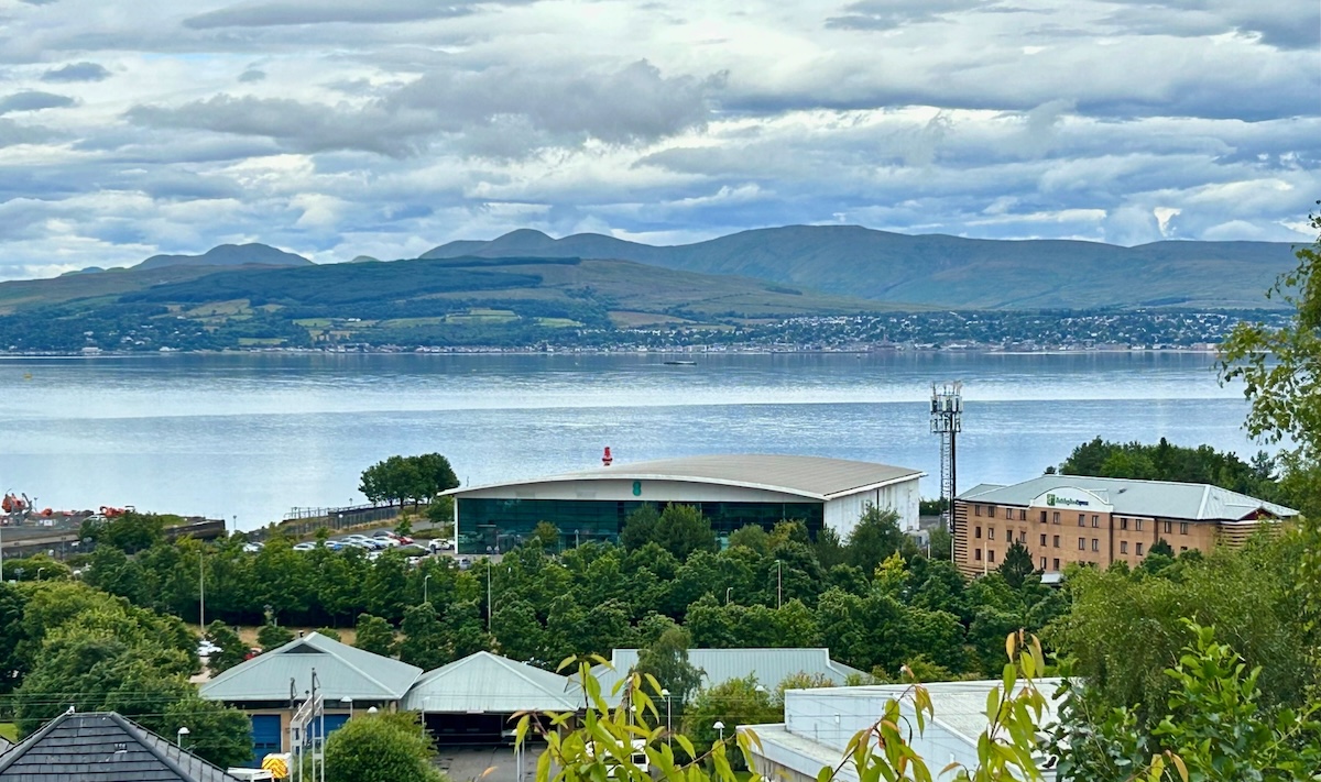 Easdale brothers expand property portfolio with EE building in Greenock