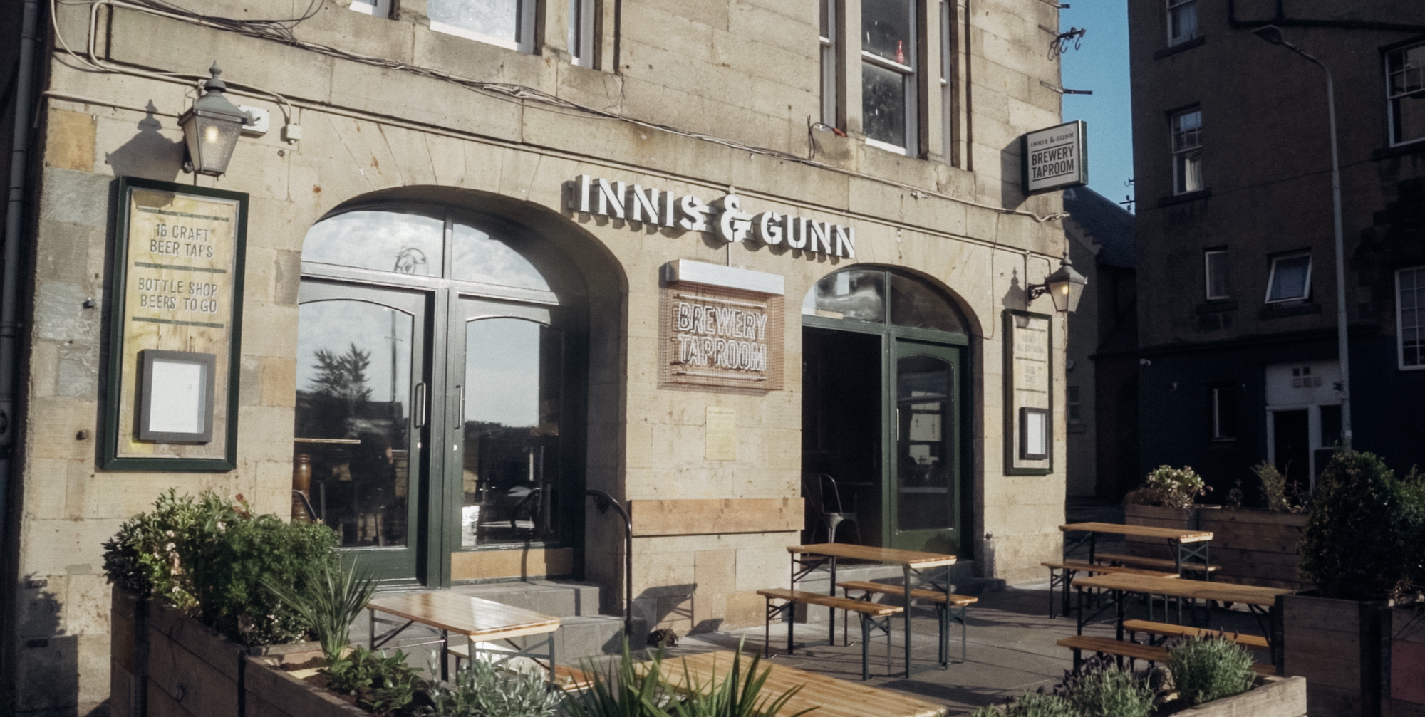 Innis & Gunn opens new Edinburgh taproom after strong first half of the year