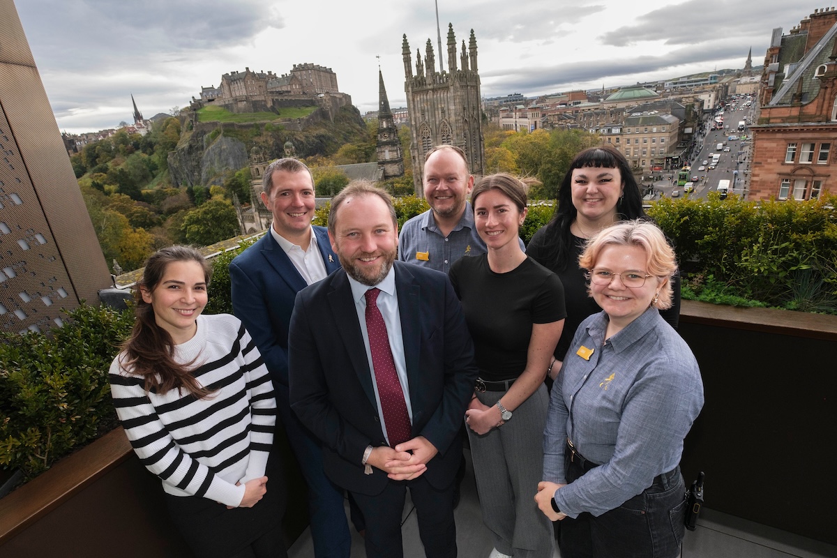 Johnnie Walker Princes Street toasts one million visitors