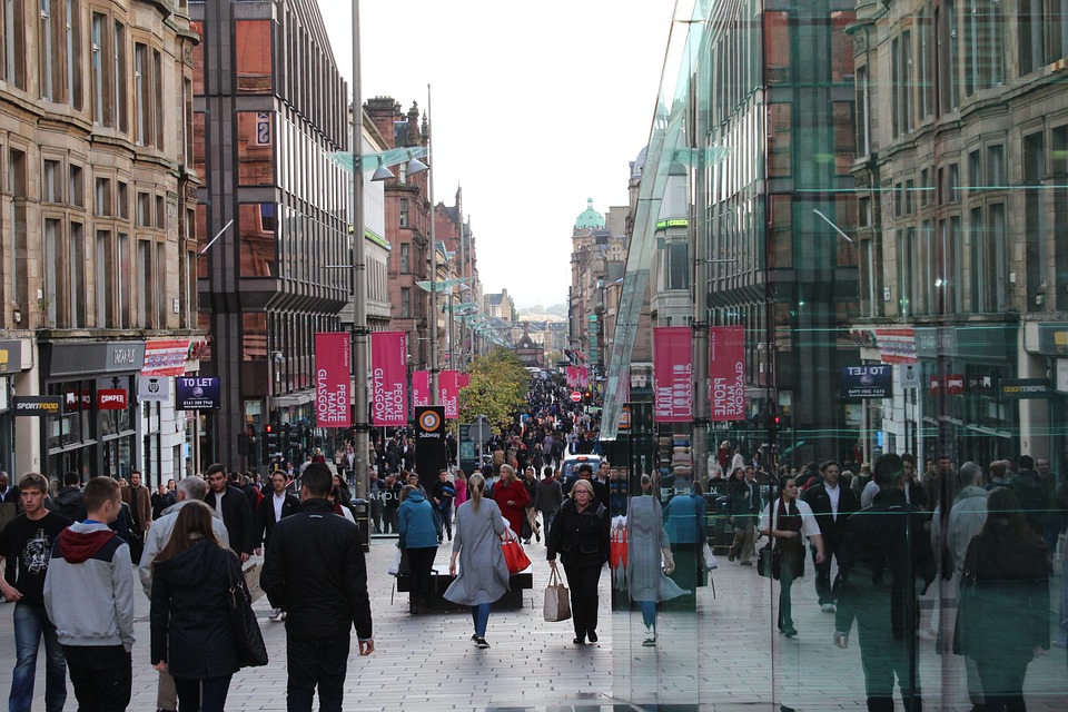 Discounts arrive to kick-start Scottish retail sector