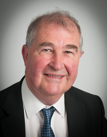 Caledonia Housing Association director of finance Ron Hunter to step down